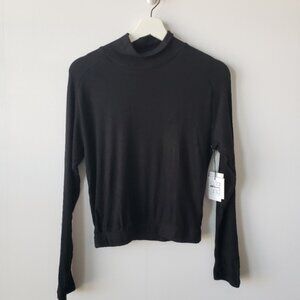 La la land creative co womens weater ribbed croped monk neck black